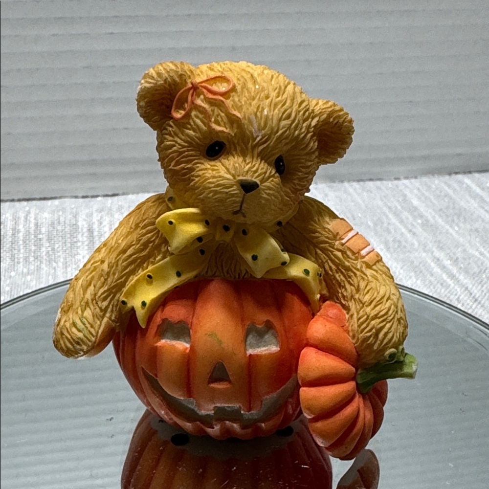 cherish Teddies Avon exclusive Leslie, bear in pumpkin 104665 certificate box